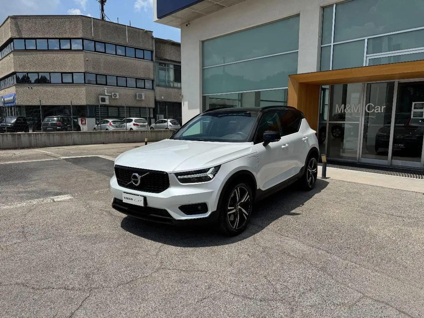 Volvo XC40 T4 Geartronic R-design Blanc - 1