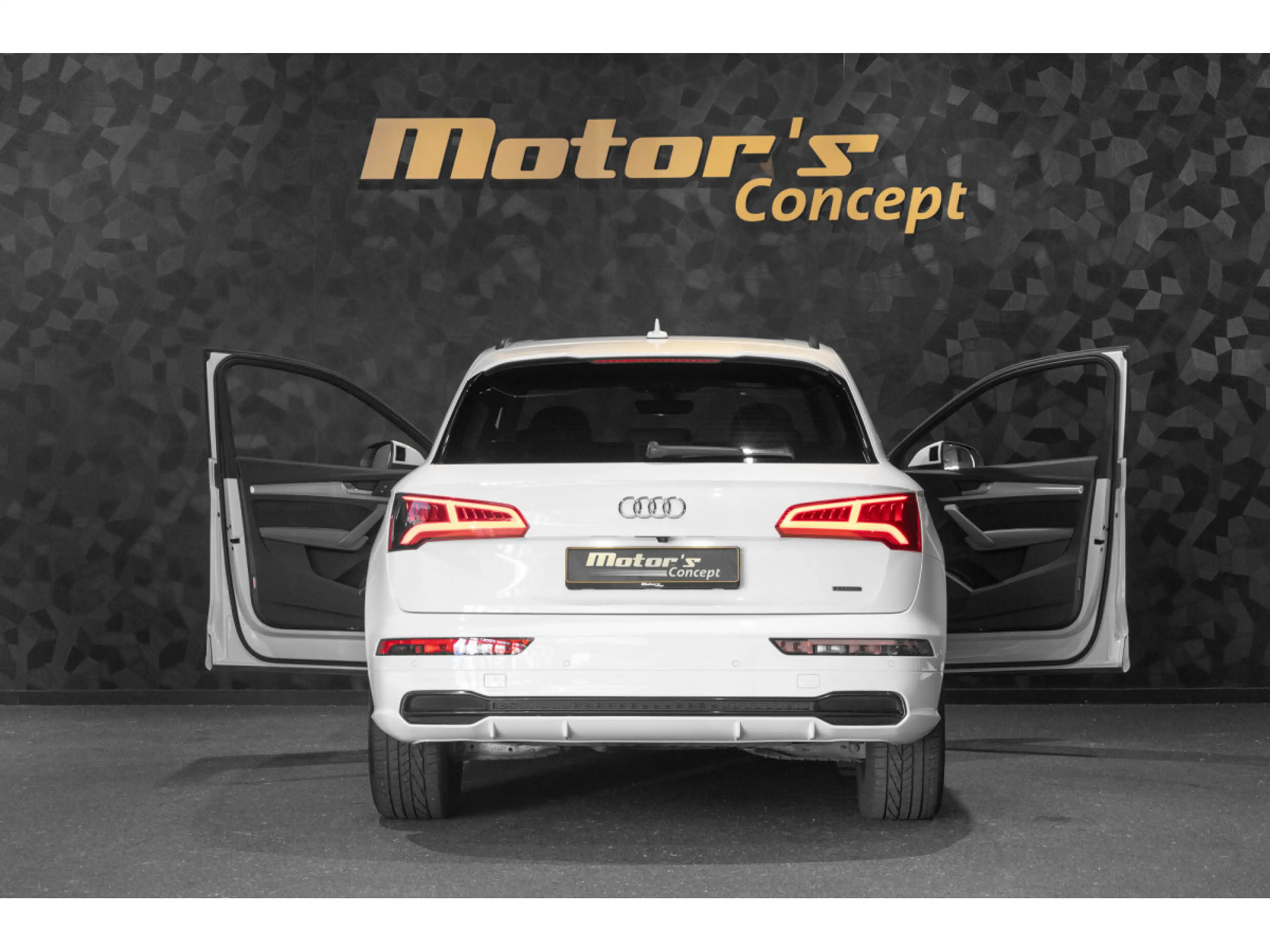 Audi Q5 S-Line Quattro — photo 5