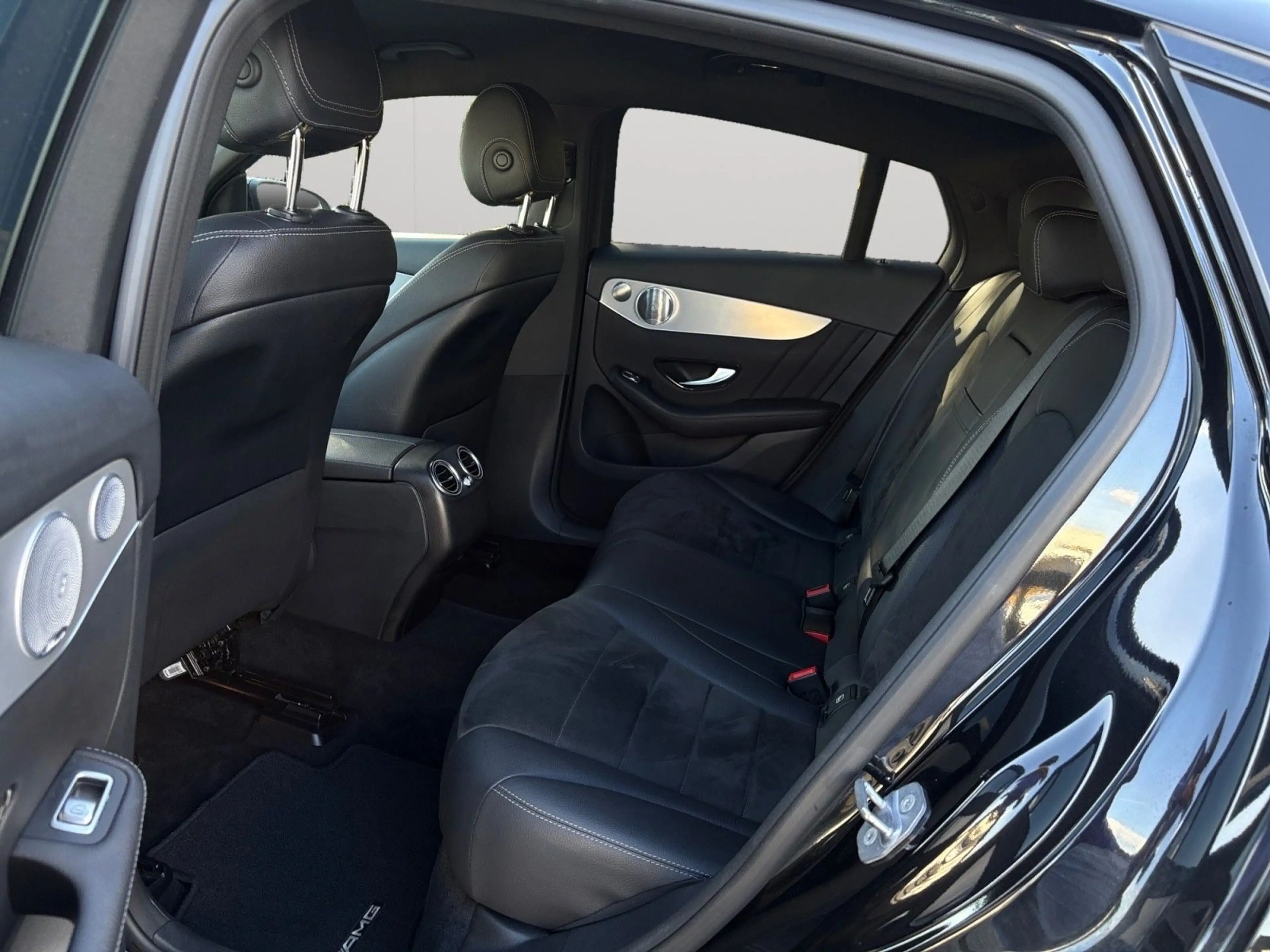 Mercedes-Benz GLC 250 Coupe 4Matic AMG Line/Burmester/Keyless — photo 12