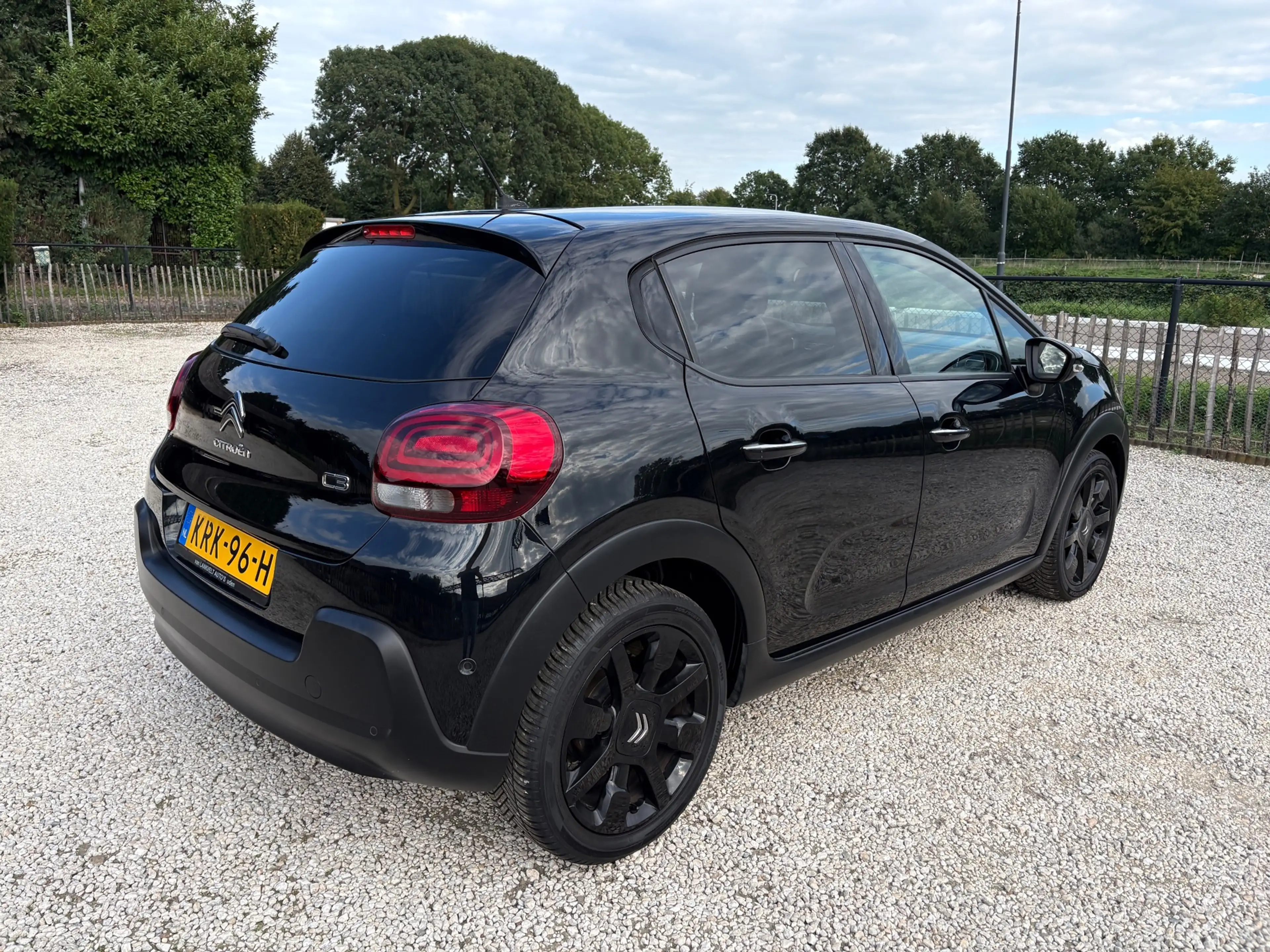 Citroen C3 1.2 Shine Stoelverwarming, Apple Carplay, Keyless — photo 6