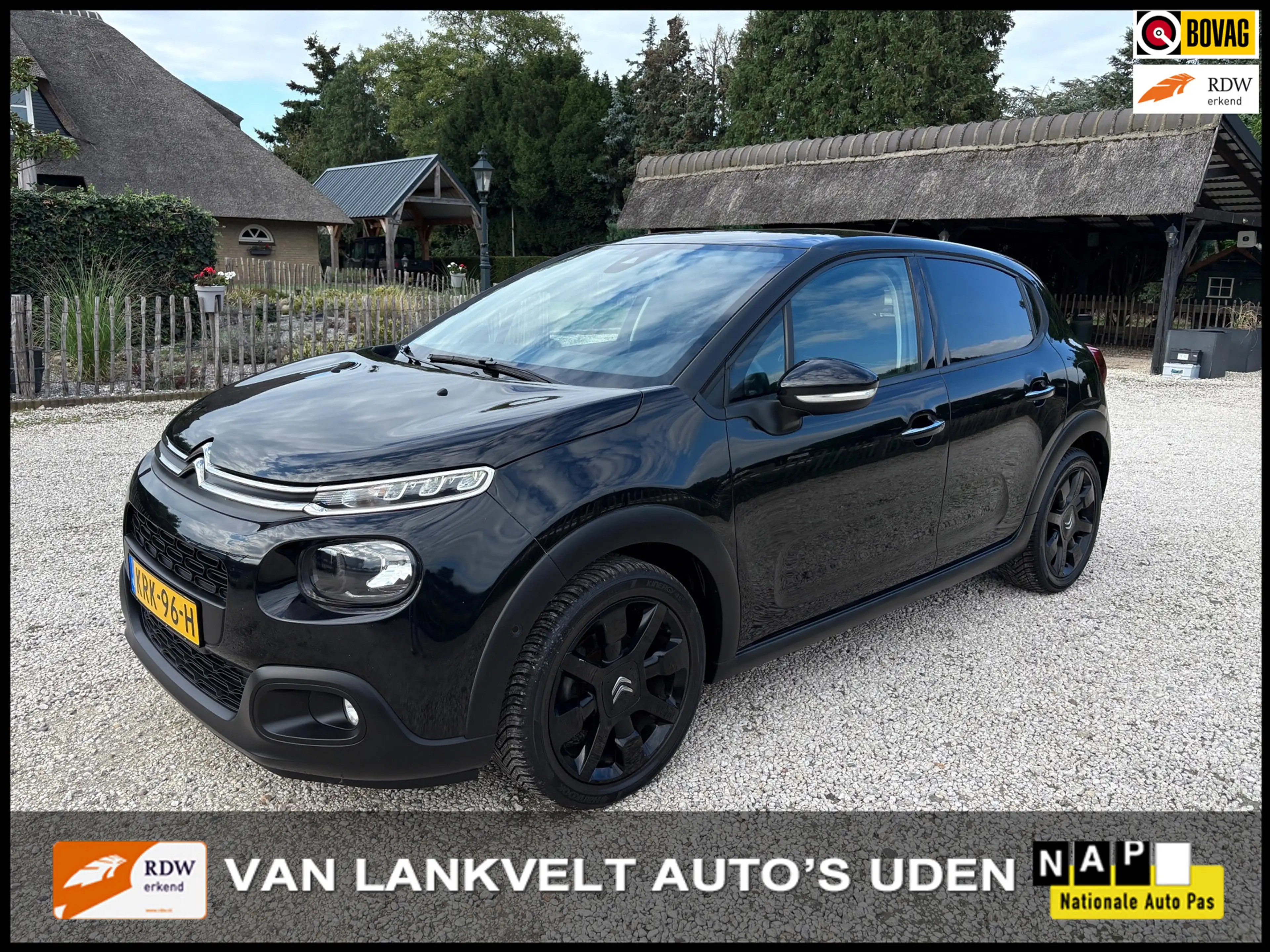 Citroen C3 1.2 Shine Stoelverwarming, Apple Carplay, Keyless
