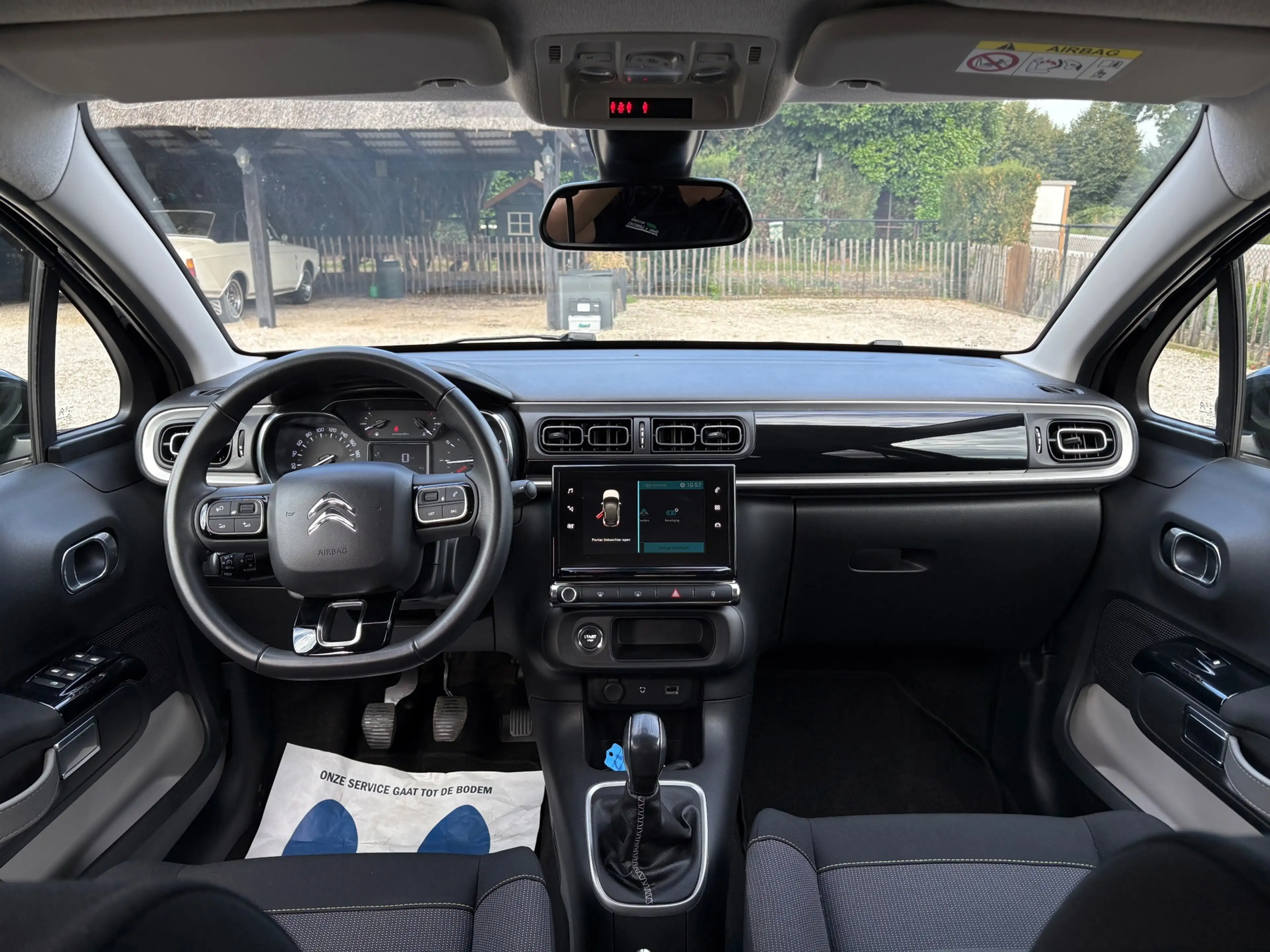 Citroen C3 1.2 Shine Stoelverwarming, Apple Carplay, Keyless — photo 12