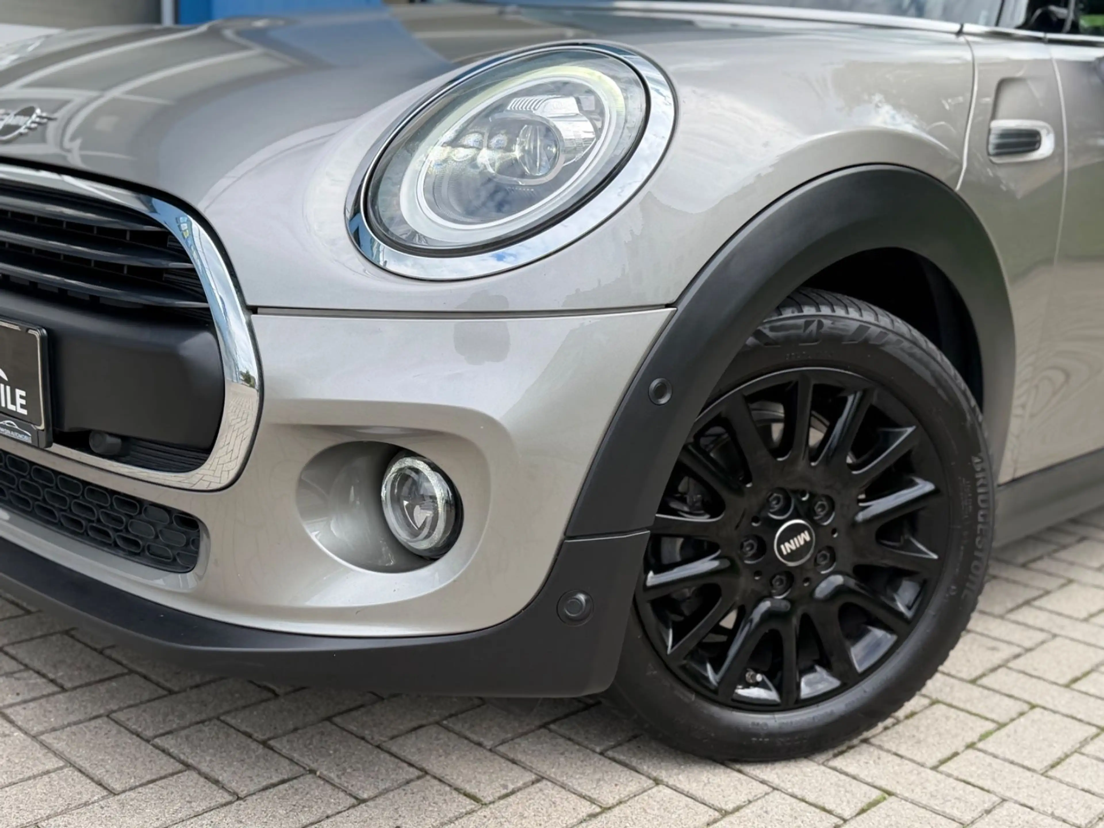 MINI One Mini 3-trg. PANORAMA/LED/NAVI/PDC/SHZ/ACC — photo 9