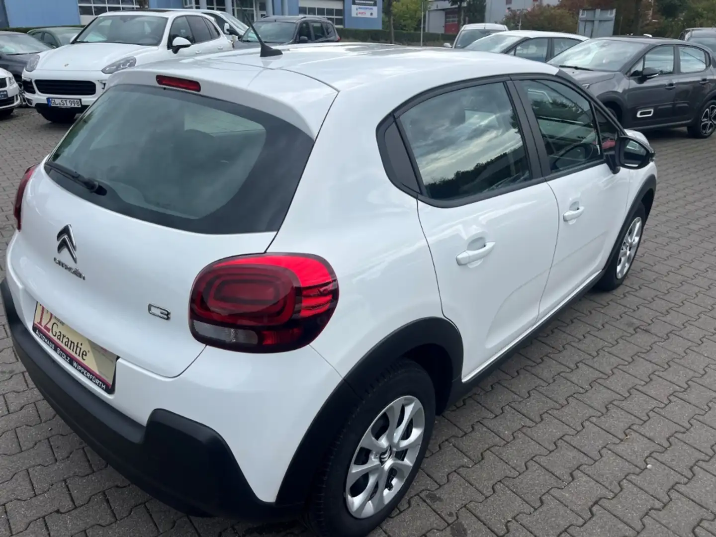 Citroen C3 Feel 1.2 PureTech 82 83 EU6d LED DAB SHZ Spurhalte Wit - 2