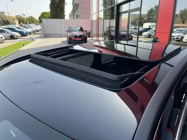 Volvo V90 view 3