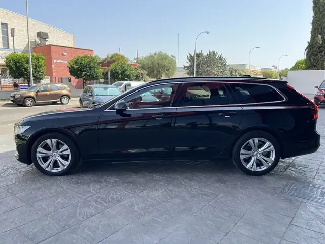 Volvo V90 view 10