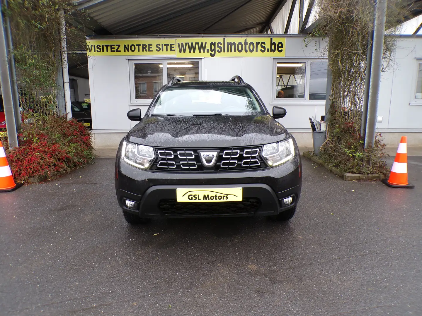 Dacia Duster 1.6 SCe 115cv Noire 05/18 97.105km Airco Bluetooth Zwart - 2
