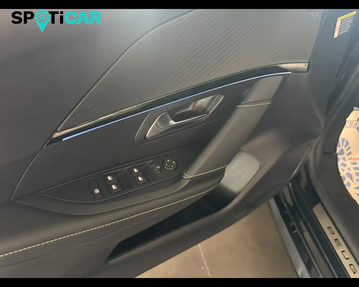 Peugeot 208 1.2 Hybrid 48V GT, миниатюра 17