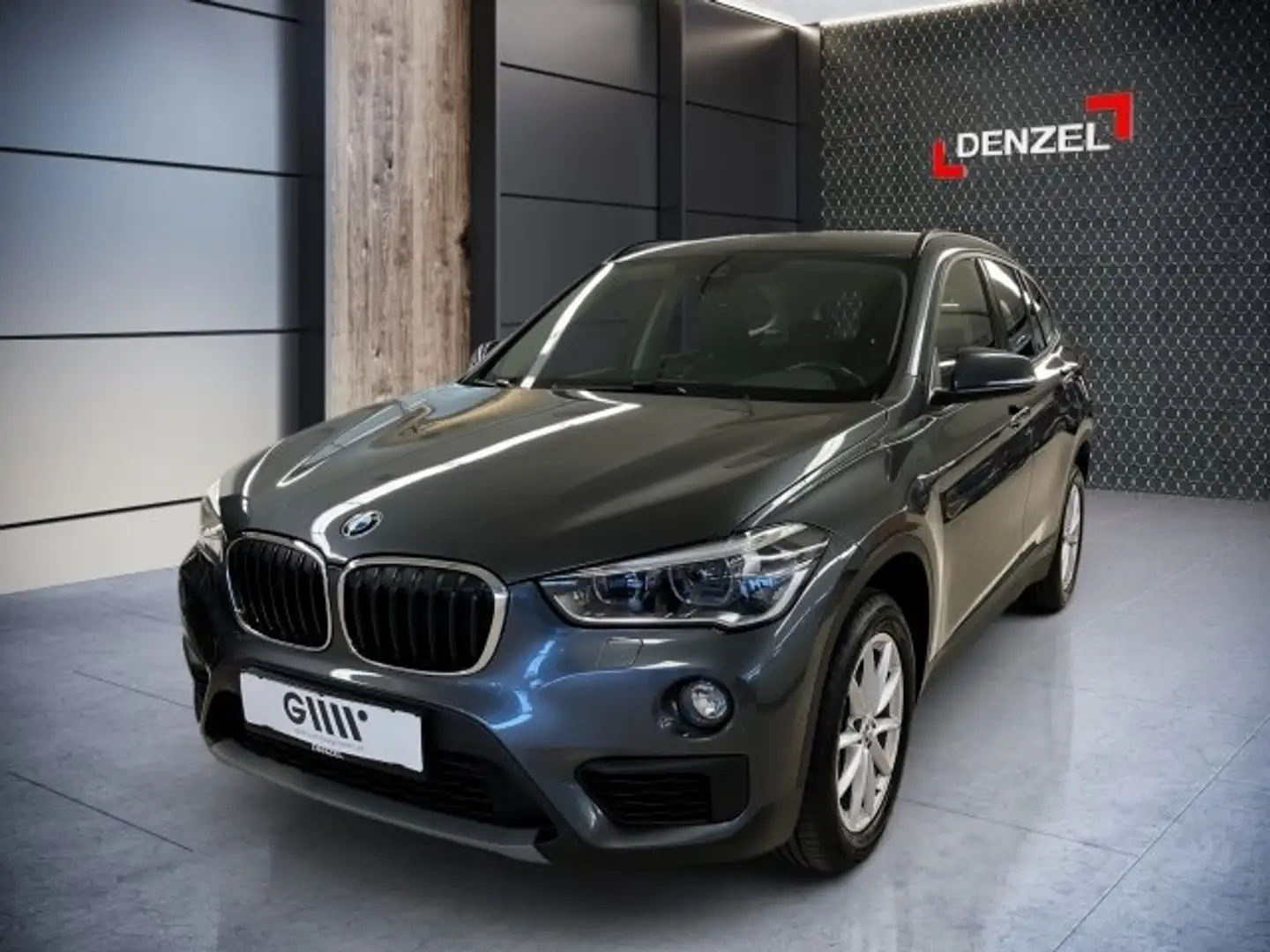 BMW X1 sDrive18i Advanta Gris - 2