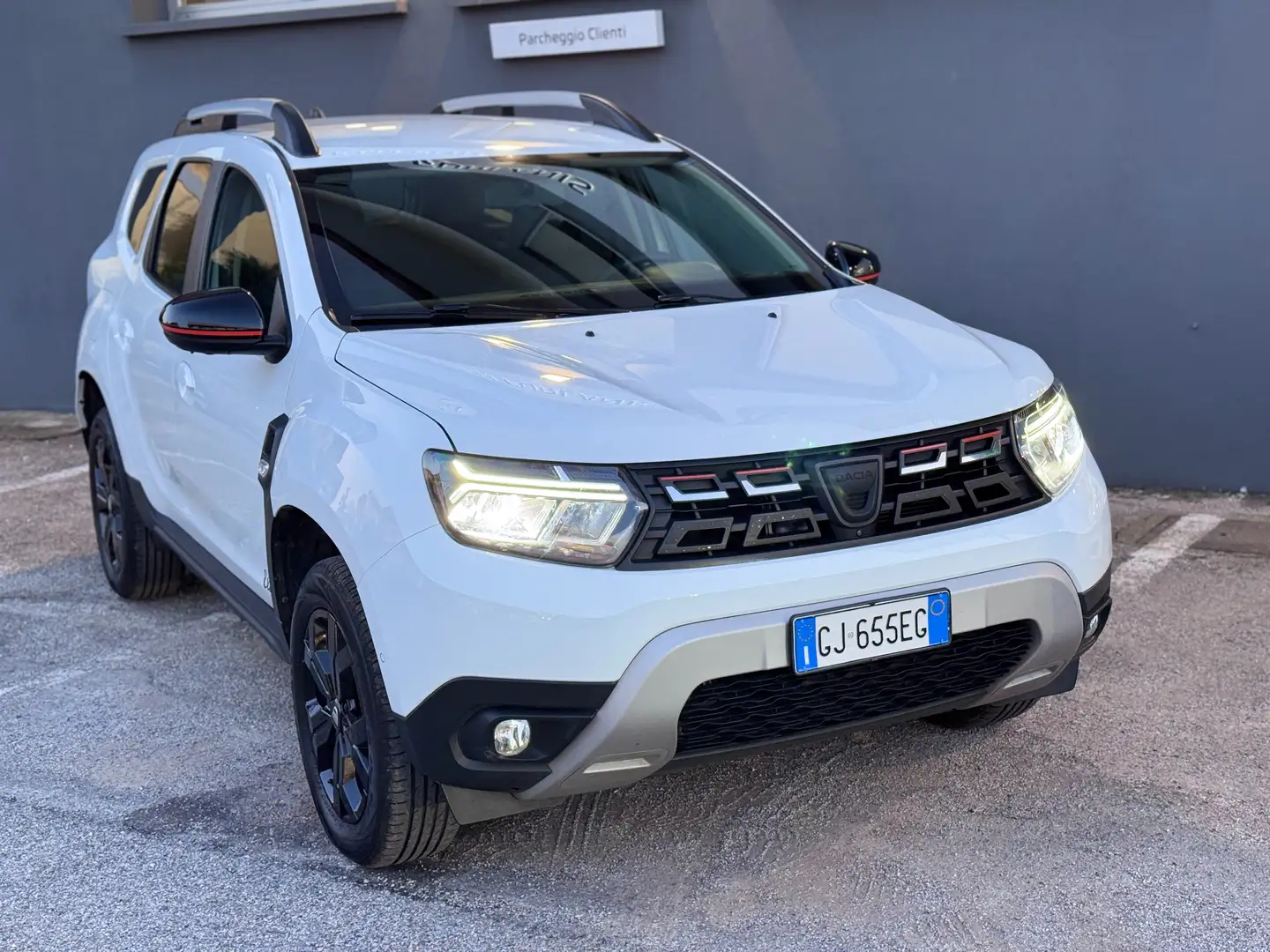 Dacia Duster Duster 1.0 tce EXTREME Gpl 100cv PREZZO REALE Blanc - 1