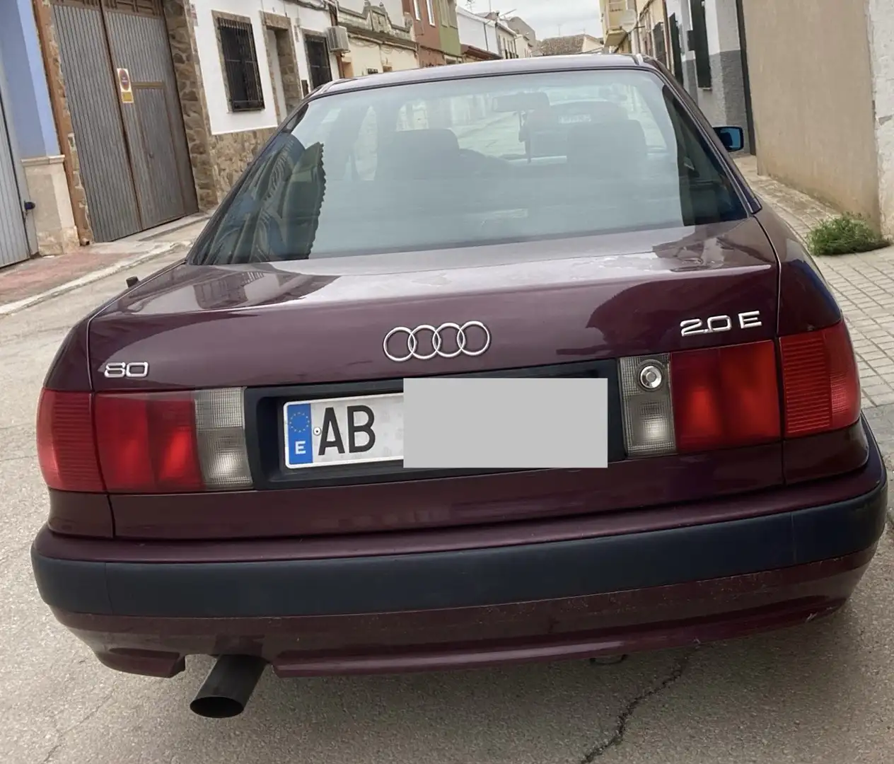 Audi 80 2.0 E - 2
