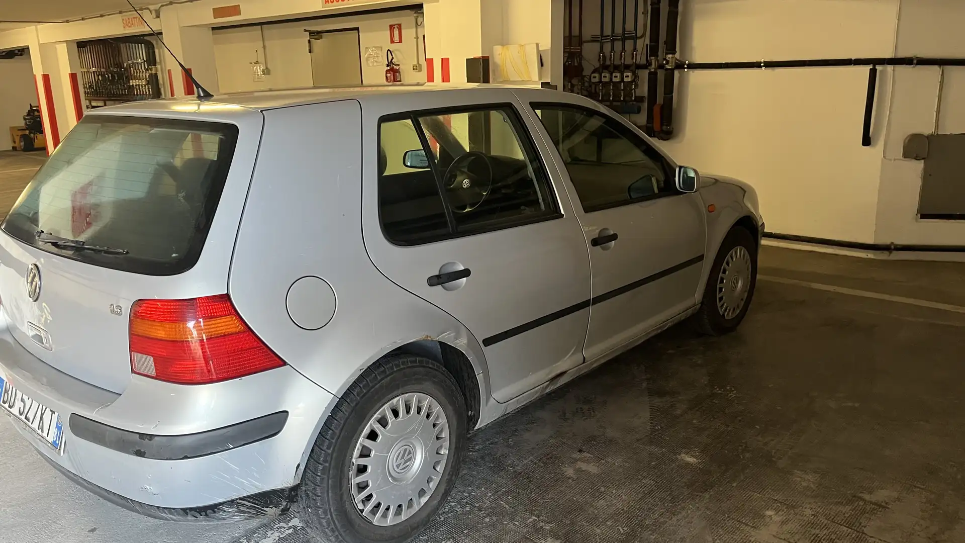 Volkswagen Golf 5p 1.8 Champ - 2