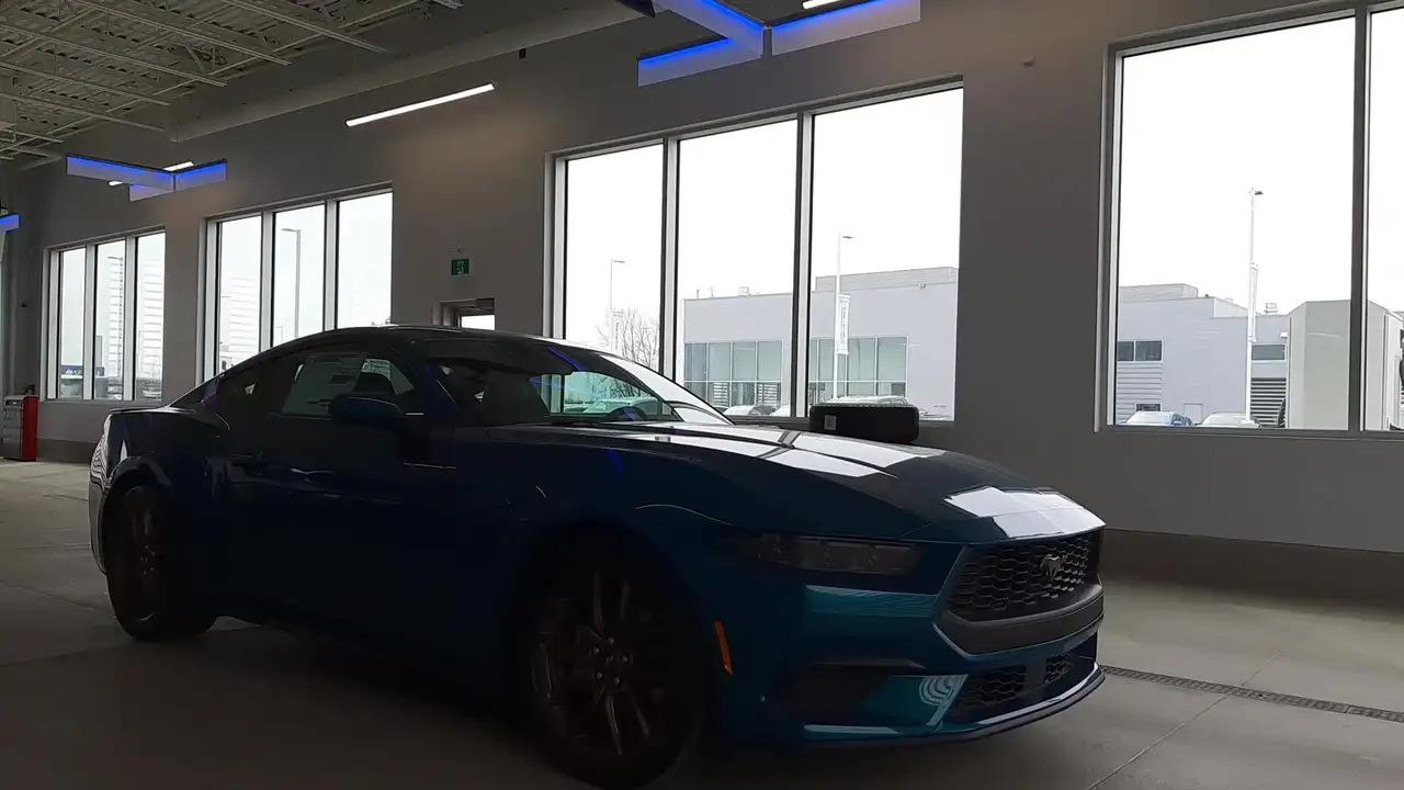 Ford Mustang снимка Ford Mustang