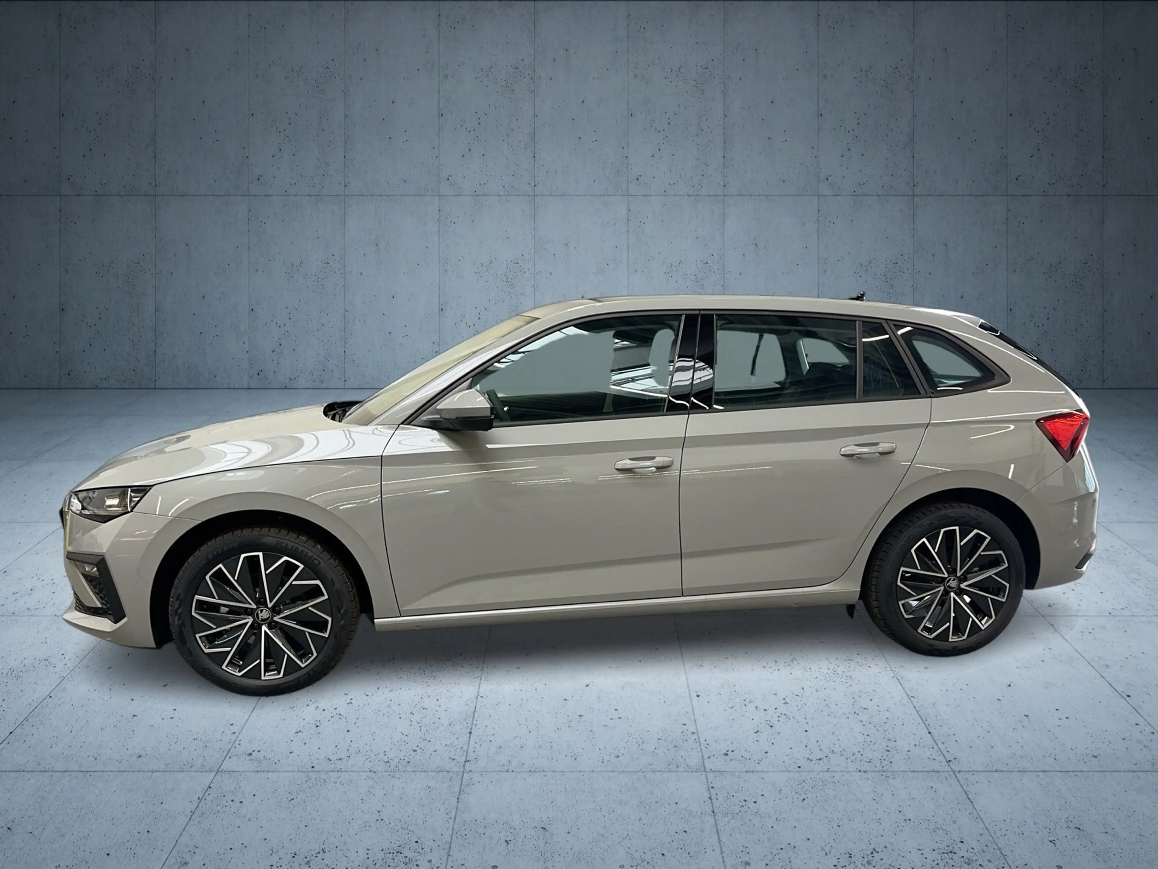 Skoda Scala Balance 1.5 TSI AHK/ACC/NAVI — photo 2