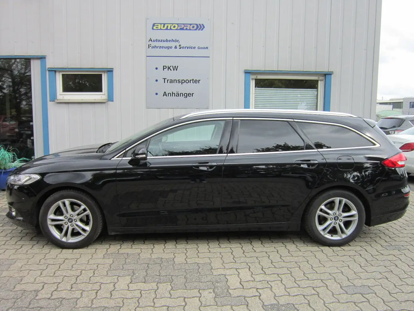 Ford Mondeo Turnier Titanium Noir - 2