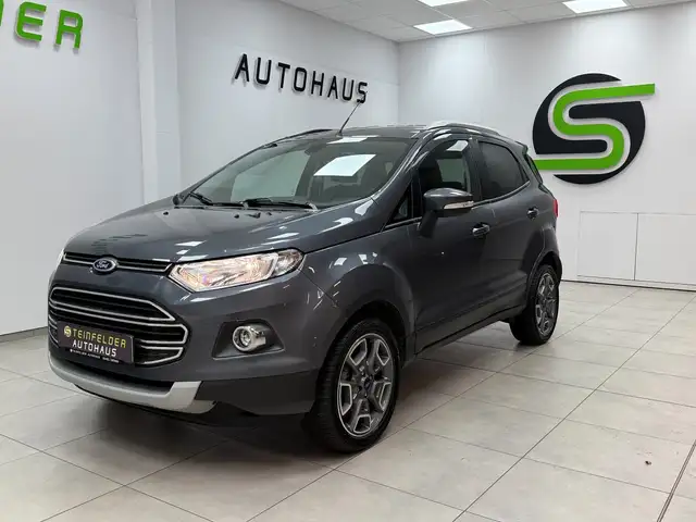 Ford Ecosport view 3