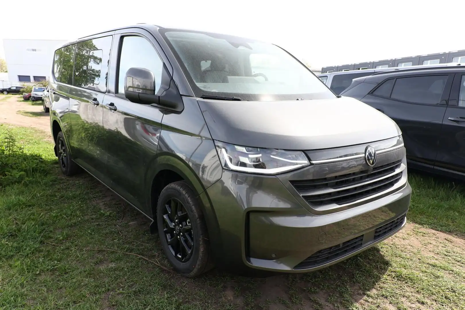 Volkswagen T7 Caravelle Style L2 Matrix Nav AHK Kam PDC SHZ 110 kW (150... Grau - 2