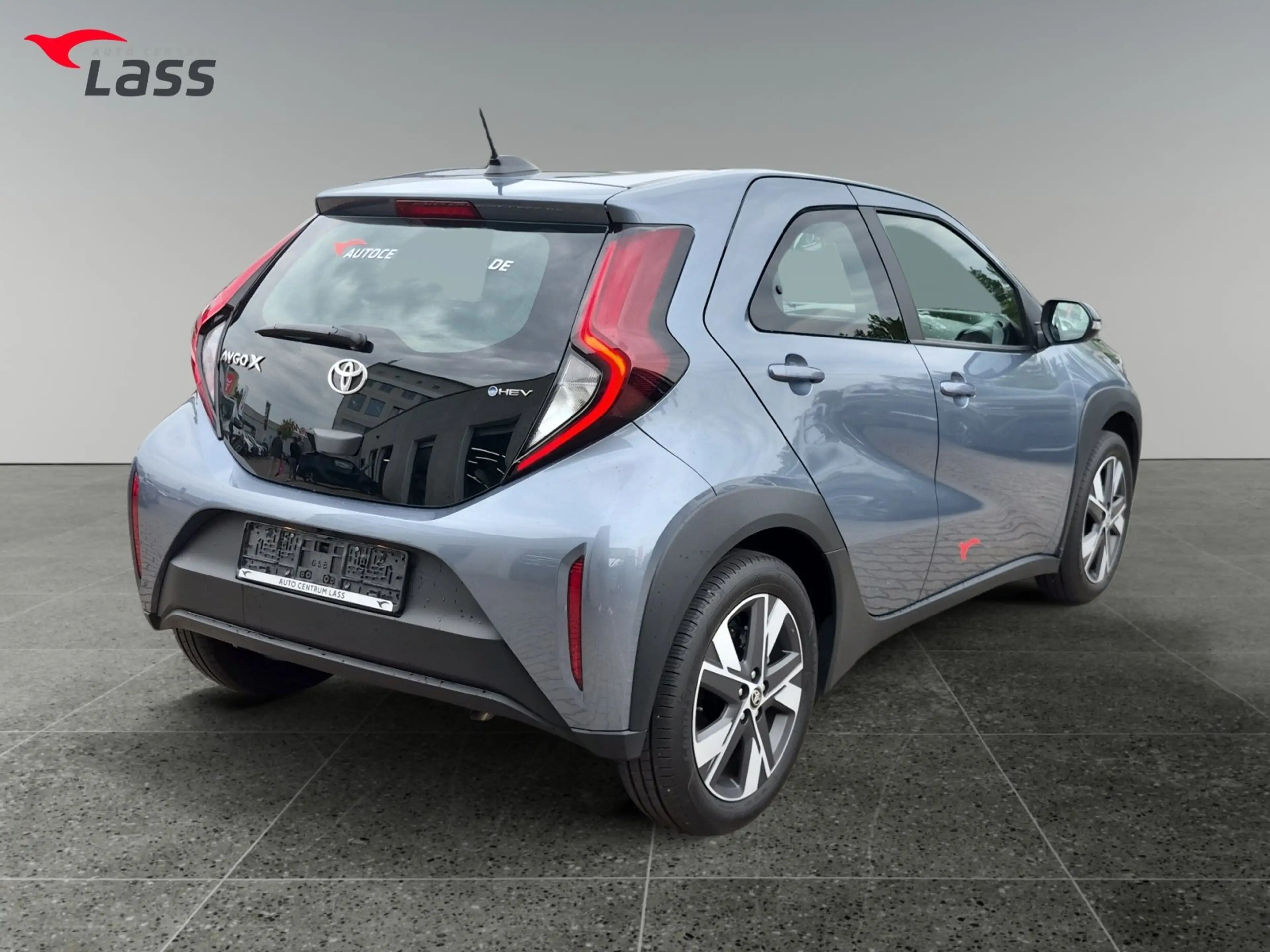 Toyota Aygo X 1.5 Hybrid Active Kamera+ACC+SHZ+LM — photo 6