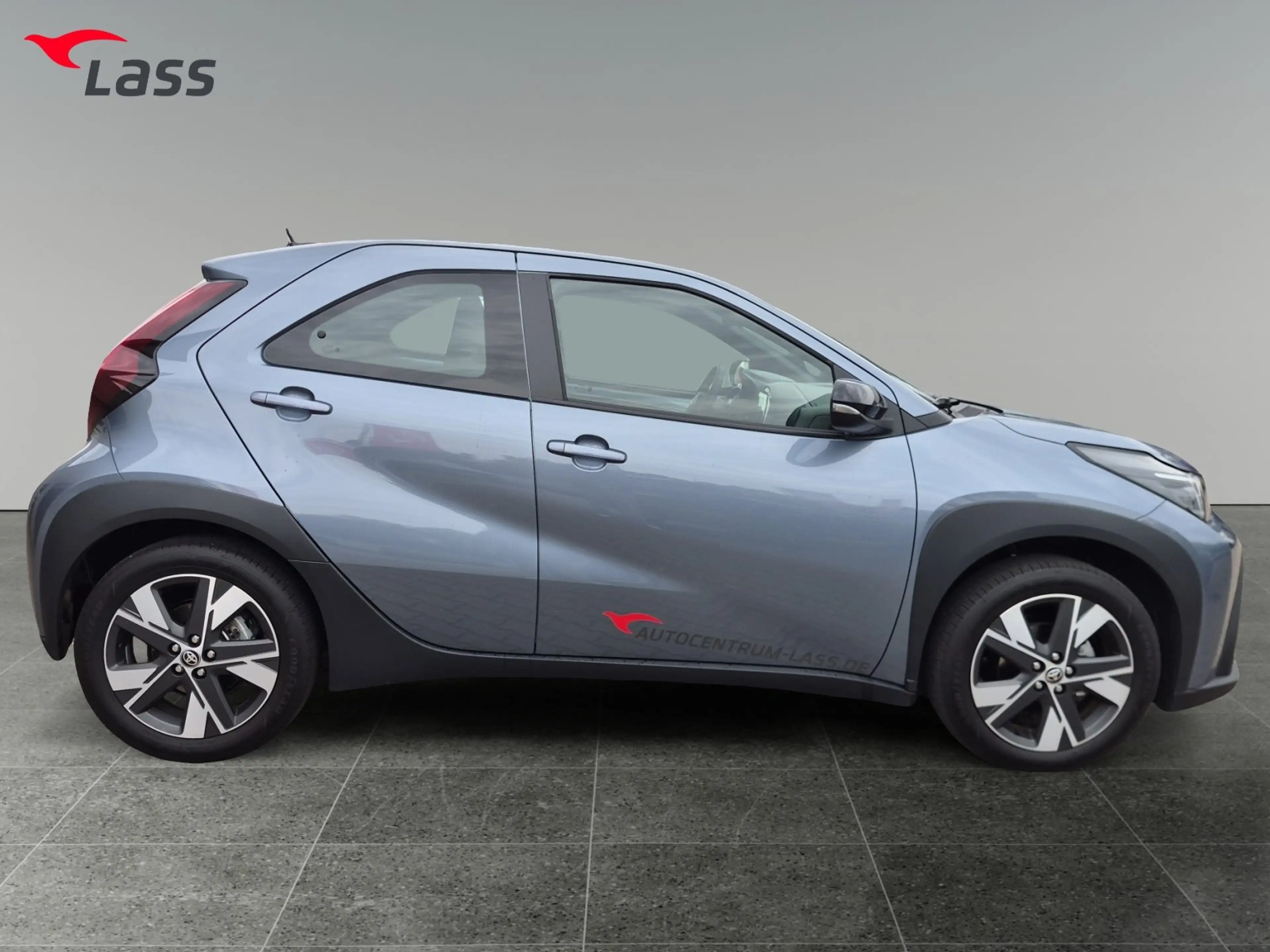 Toyota Aygo X 1.5 Hybrid Active Kamera+ACC+SHZ+LM — photo 7