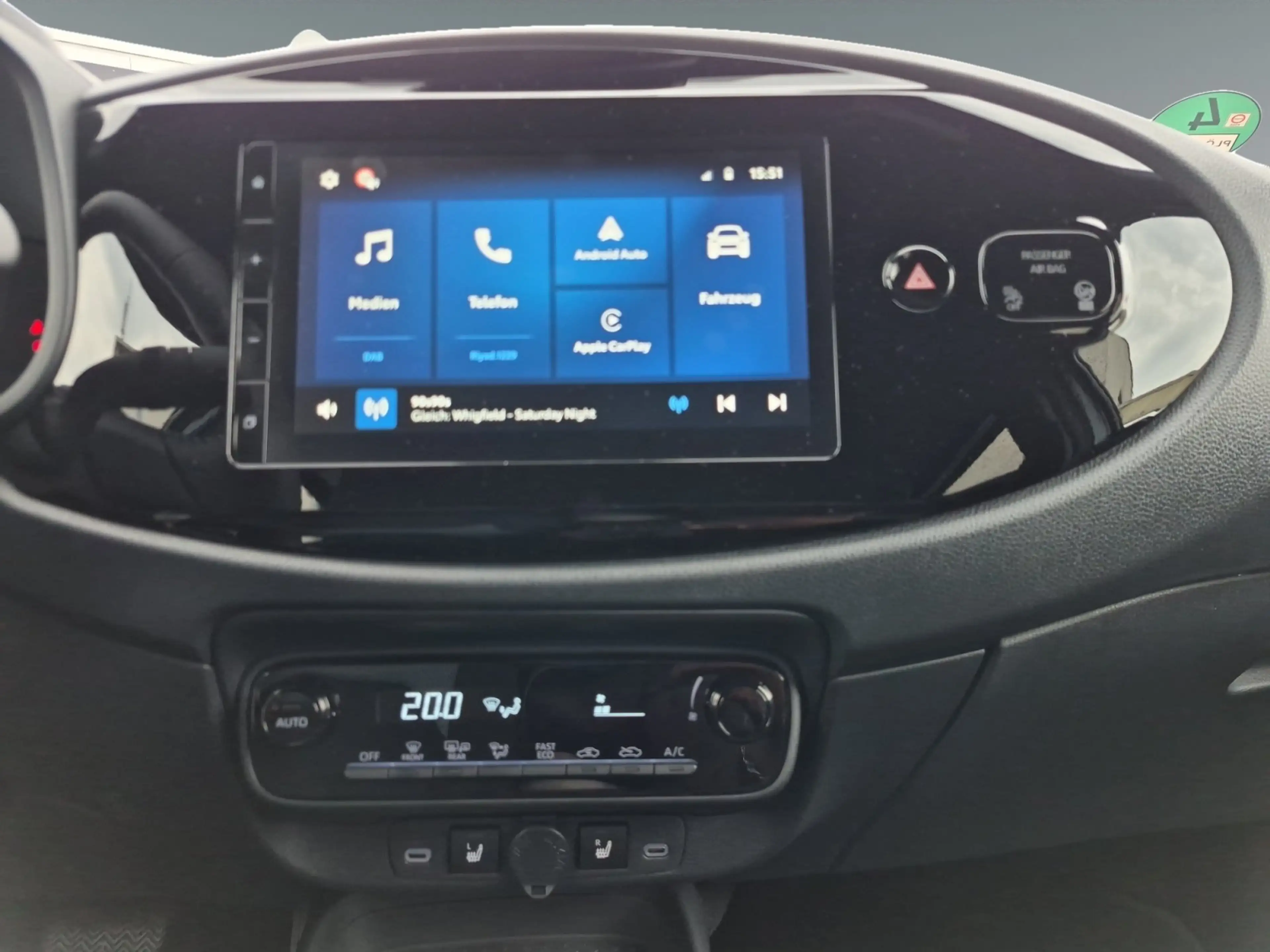 Toyota Aygo X 1.5 Hybrid Active Kamera+ACC+SHZ+LM — photo 12