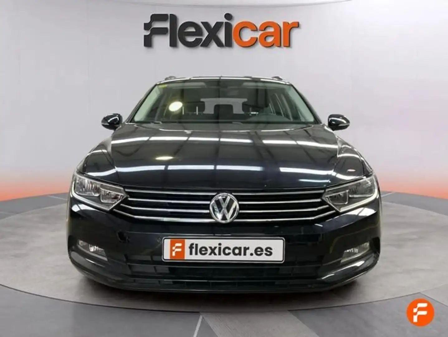 Volkswagen Passat Variant 1.6TDI Advance 88kW Negro - 2