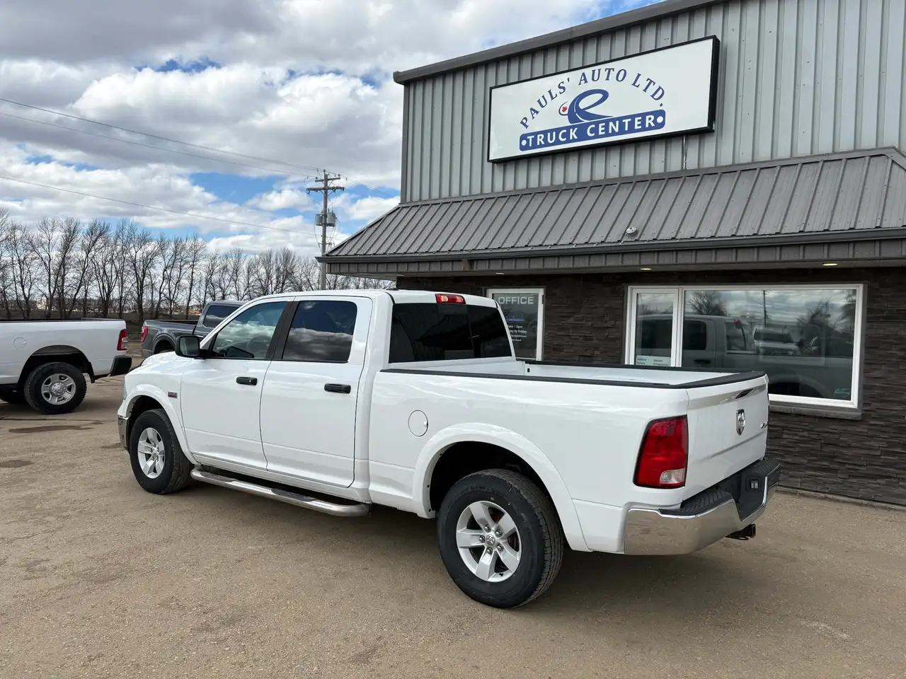 RAM 1500 снимка RAM 1500