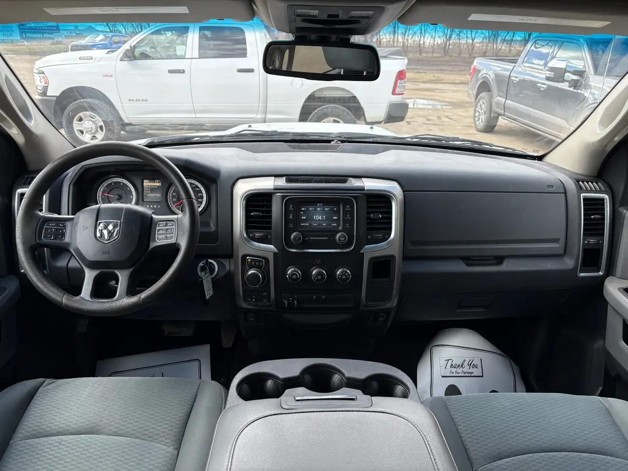 RAM 1500 снимка RAM 1500