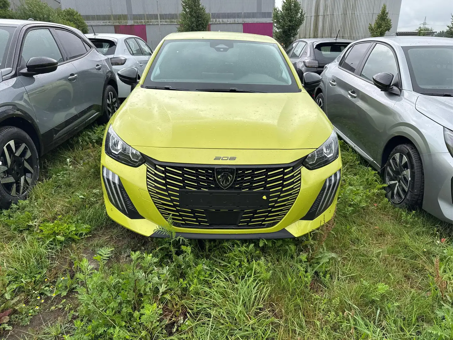 Peugeot 208 Business MAN6+KAMERA+NAVI+SHZ+LED+PDC+TEMPOMAT ... Gelb - 2