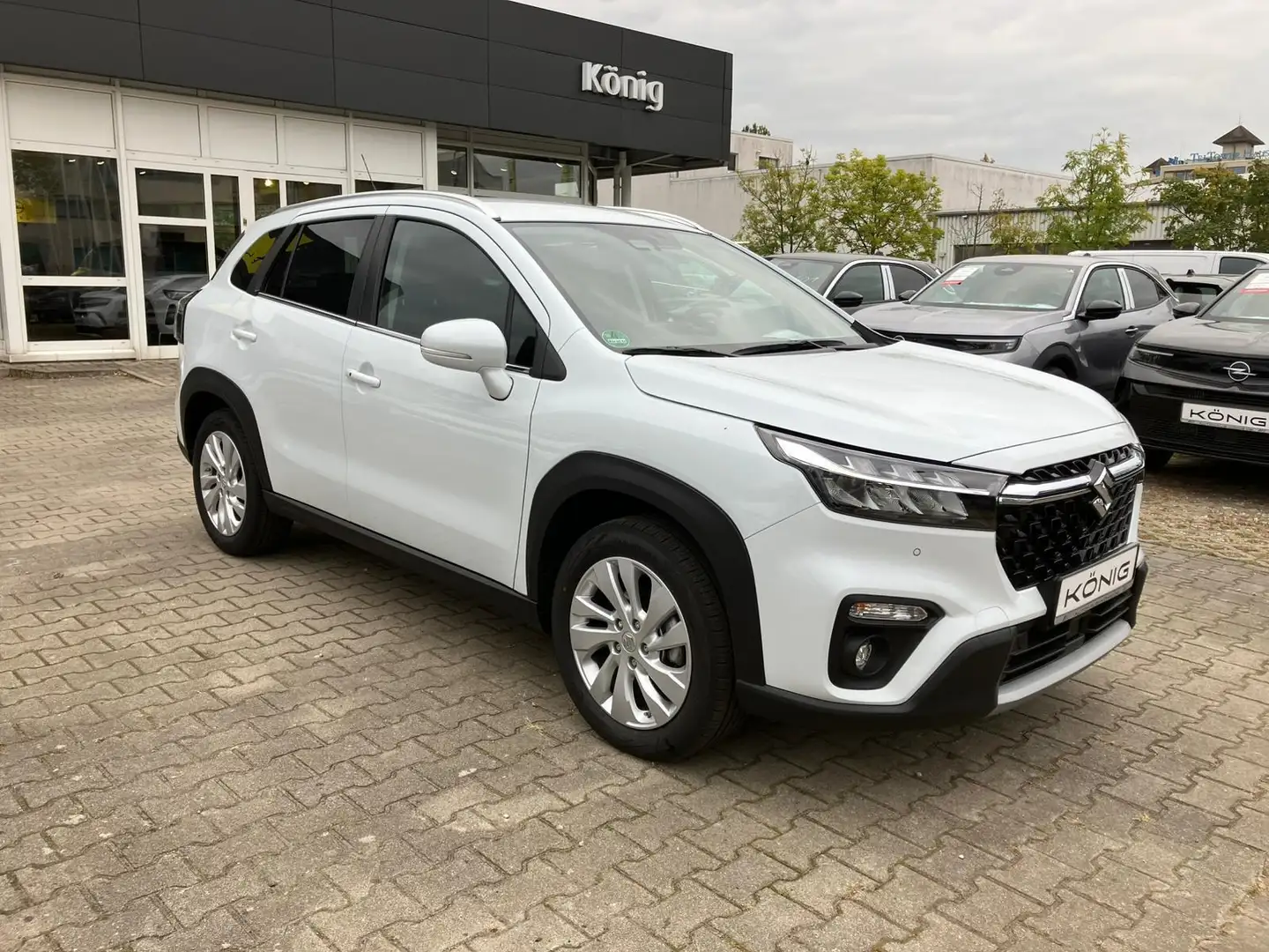 Suzuki SX4 S-Cross 1.5 COMFORT AGS Klima Weiß - 2