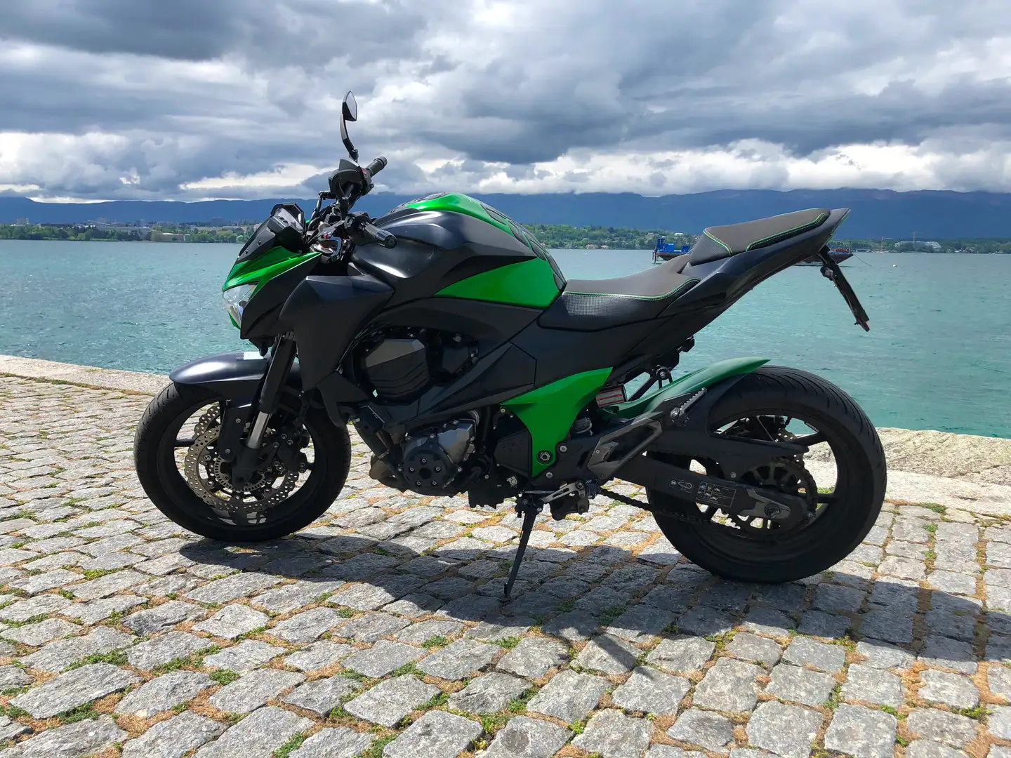 Kawasaki Z 800 ABS Czarny - 1