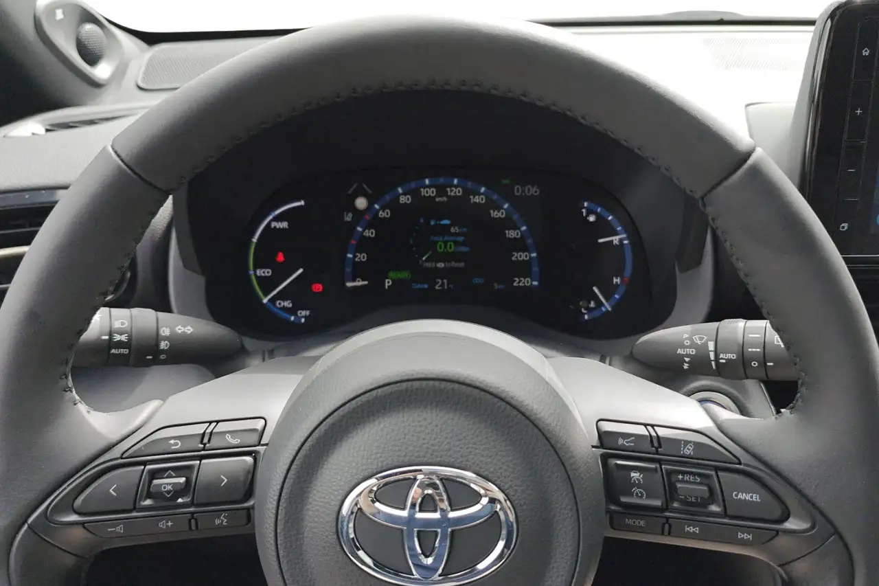 Toyota Yaris Cross 1.5 VVT-ie Adventure CVT + Comfort Plus Pack + Pan, миниатюра 13