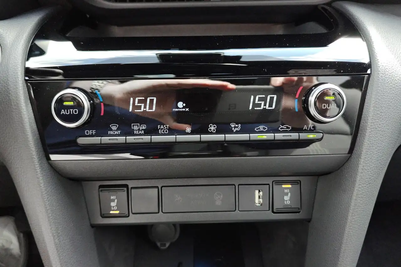 Toyota Yaris Cross 1.5 VVT-ie Adventure CVT + Comfort Plus Pack + Pan, миниатюра 16