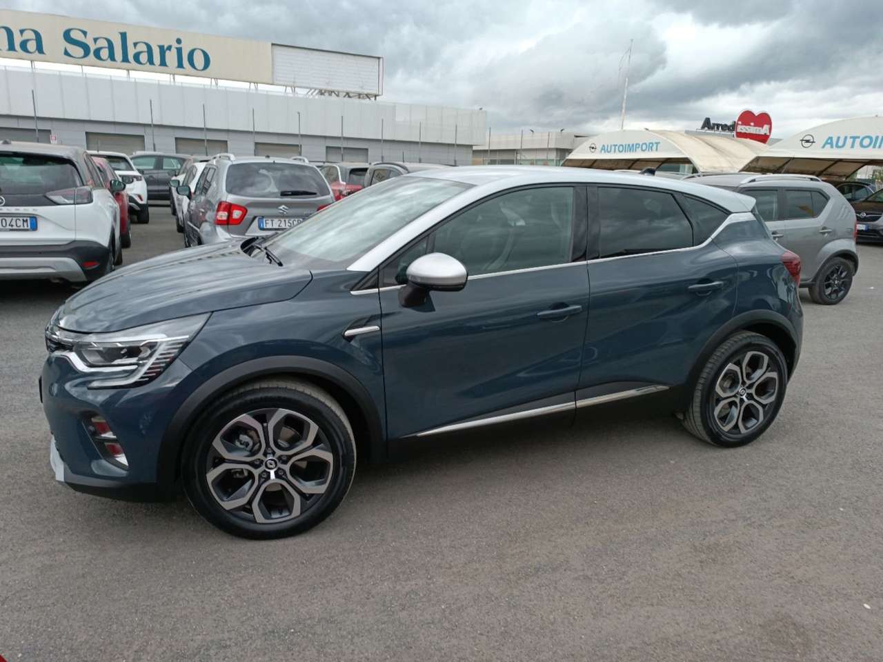 Renault Captur Hybrid E-Tech  Zen