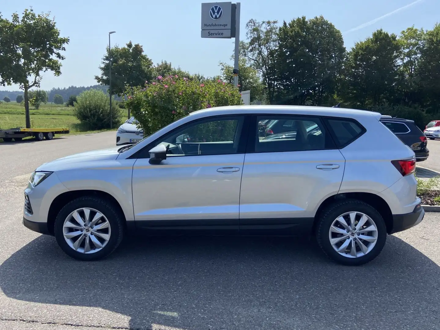 SEAT Ateca 1.5 TSI Style NAVI-PRO+LED+AHK+FULL-LINK+S Silber - 2