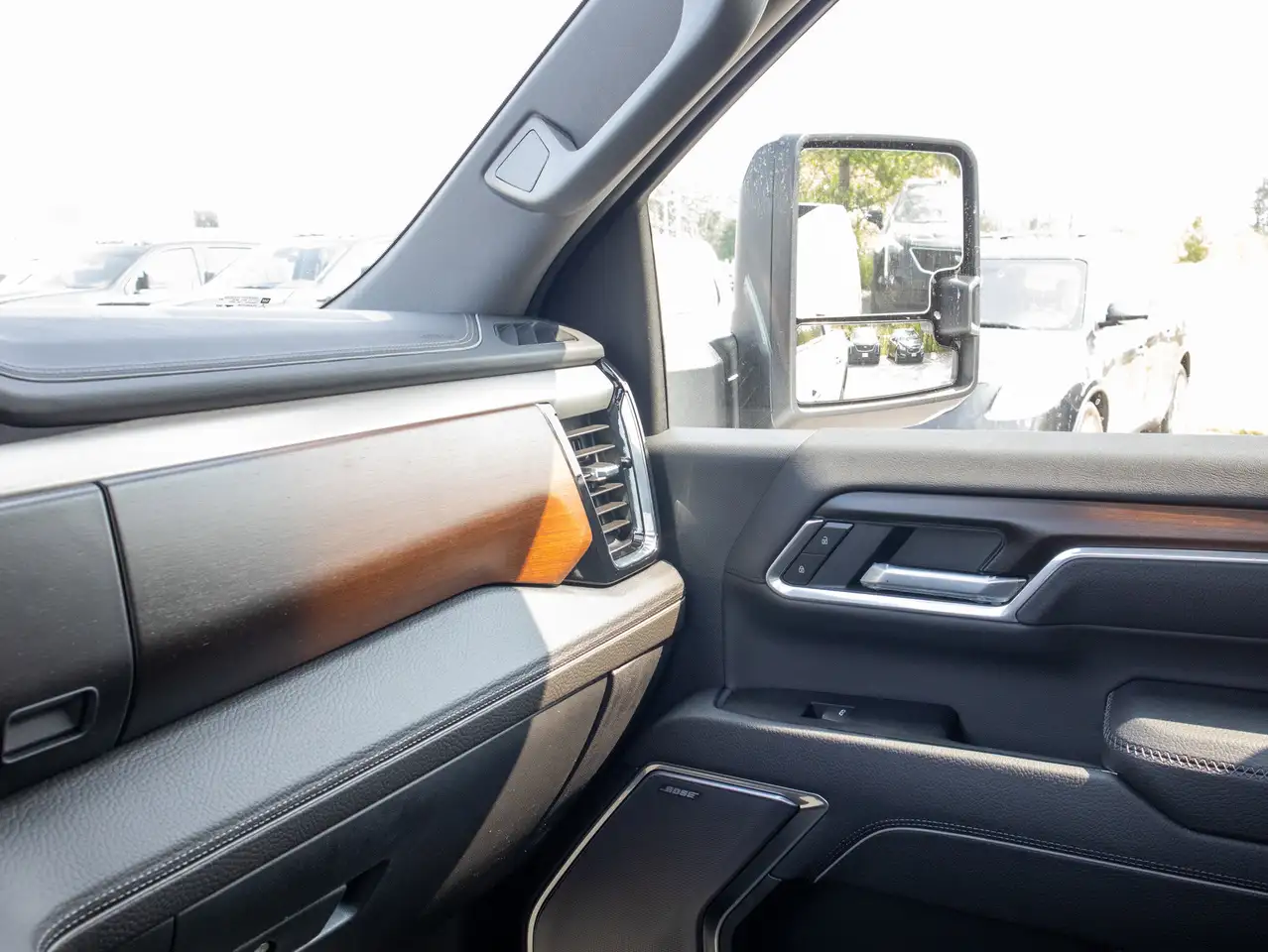 GMC Sierra 2500HD снимка GMC Sierra 2500HD