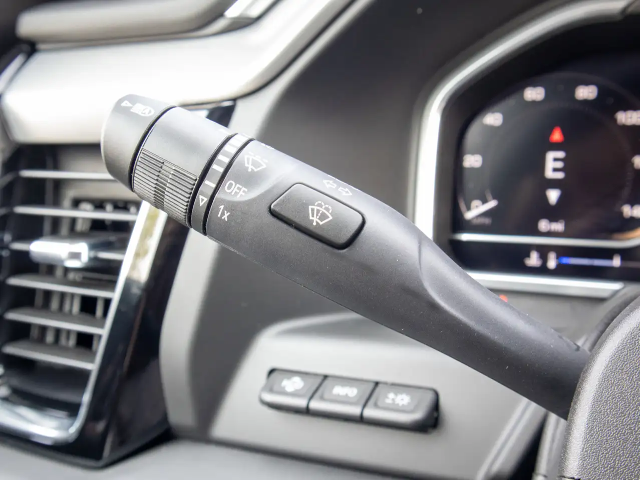 GMC Sierra 2500HD снимка GMC Sierra 2500HD
