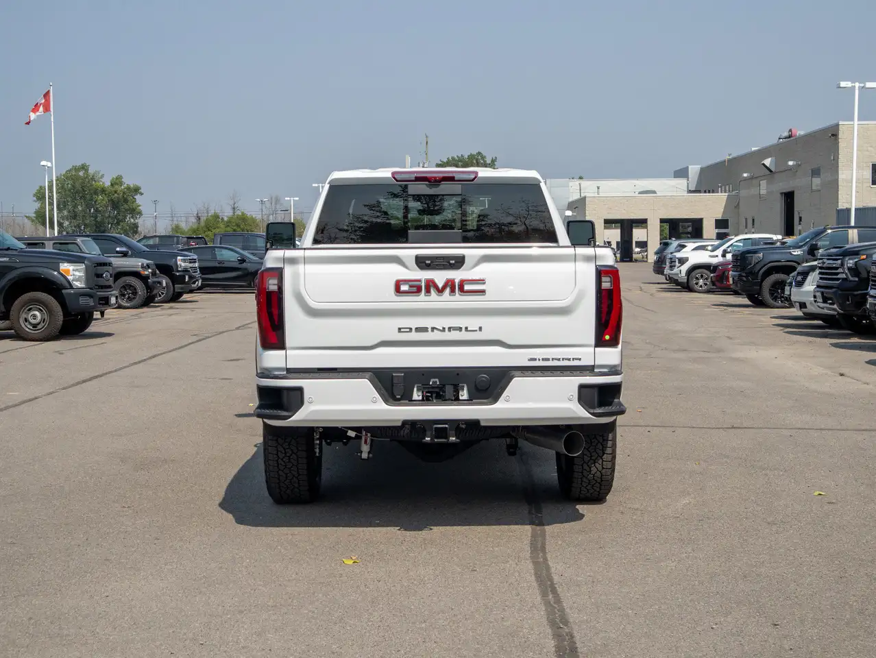 GMC Sierra 2500HD снимка GMC Sierra 2500HD