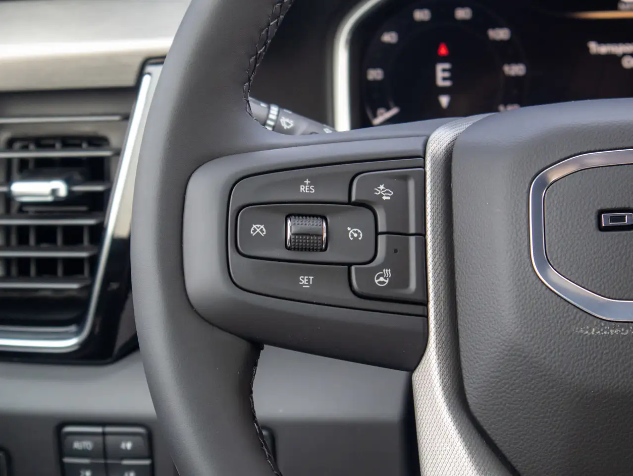 GMC Sierra 2500HD снимка GMC Sierra 2500HD