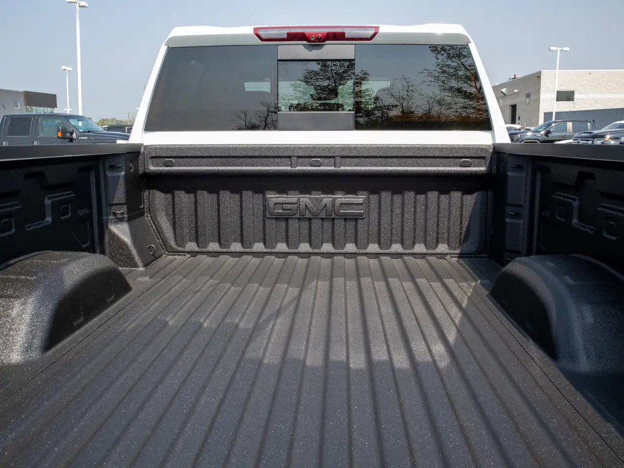 GMC Sierra 2500HD снимка GMC Sierra 2500HD