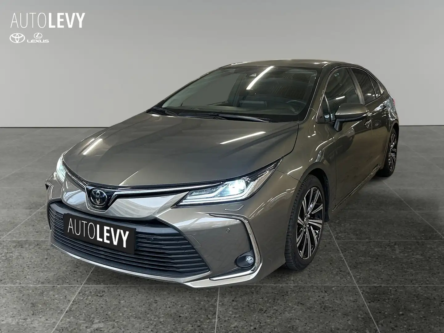 Toyota Corolla 1.5 VVT +Kamera+CarPlay+PDC+SHZ+Bluth.+ Braun - 2