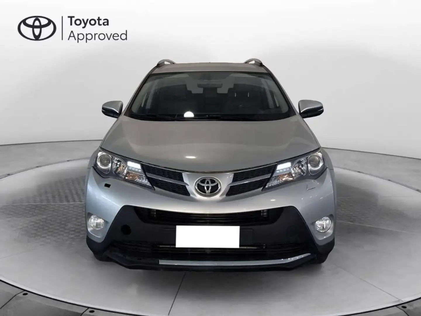 Toyota RAV 4 2.0 d-4d Lounge 4wd 124cv mt Argento - 2