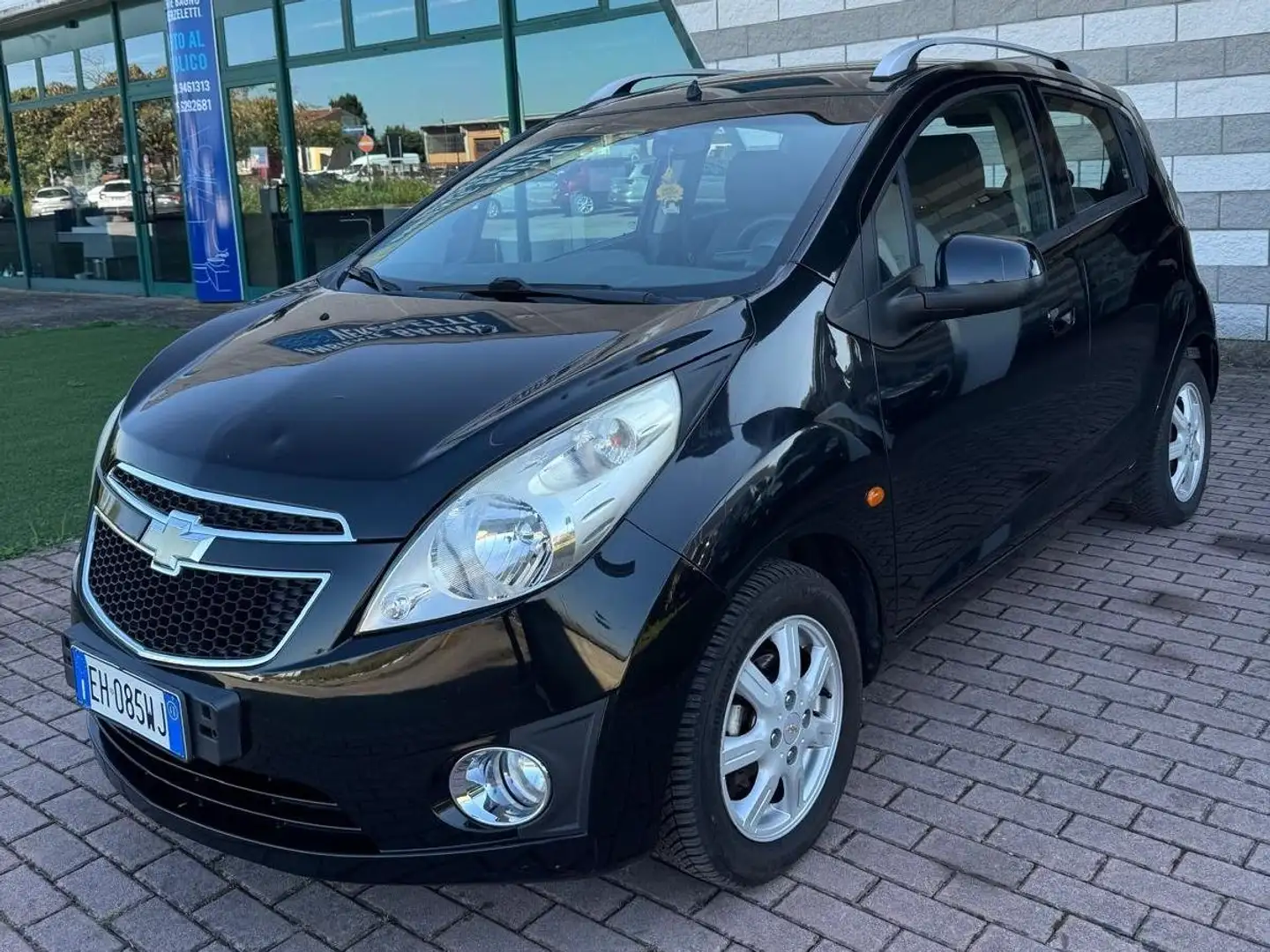 Chevrolet Spark Spark 1.0 LS Zwart - 2