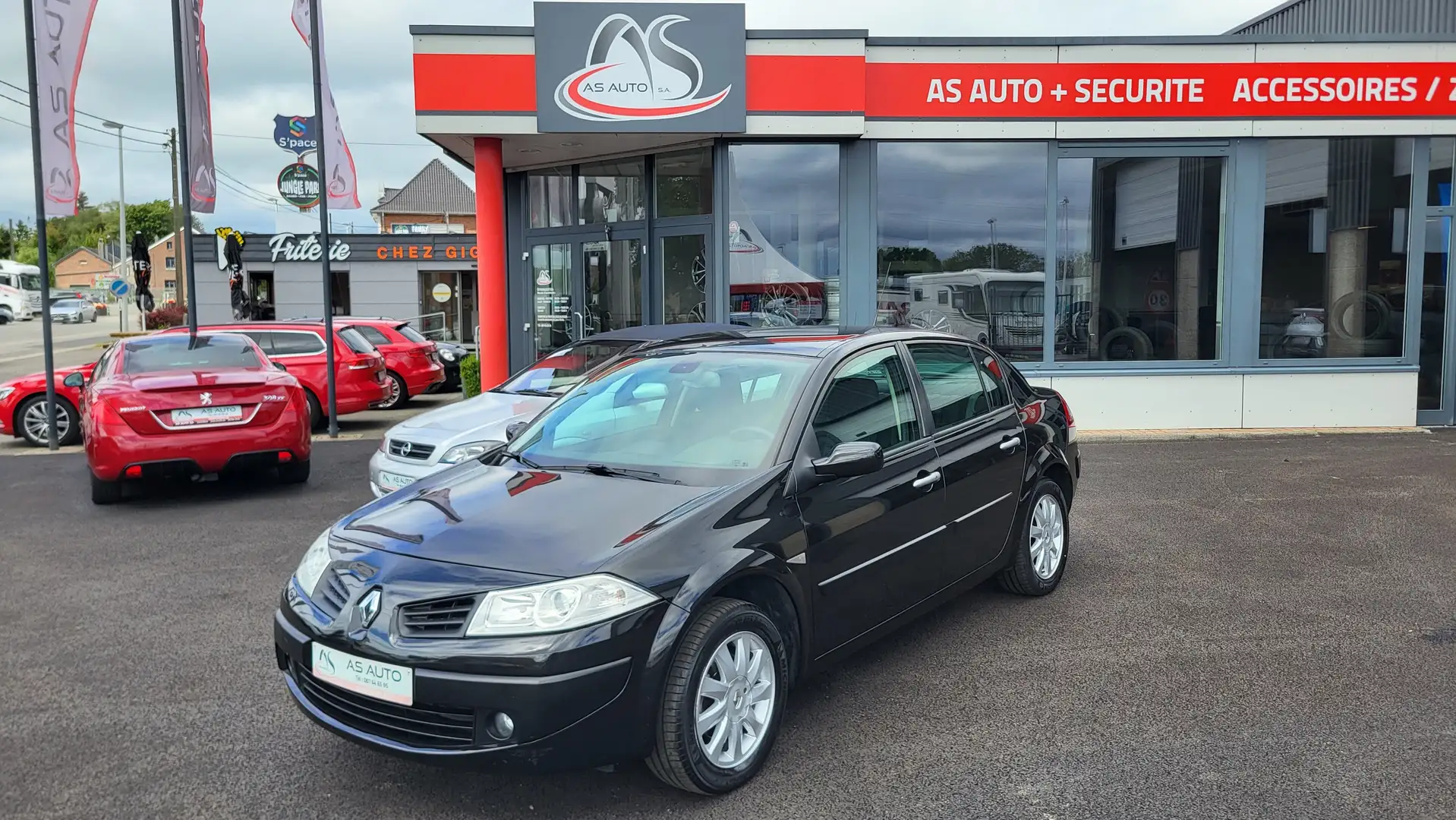 Renault Megane II Berline 4P 1.5 dCi 106cv Negro - 1