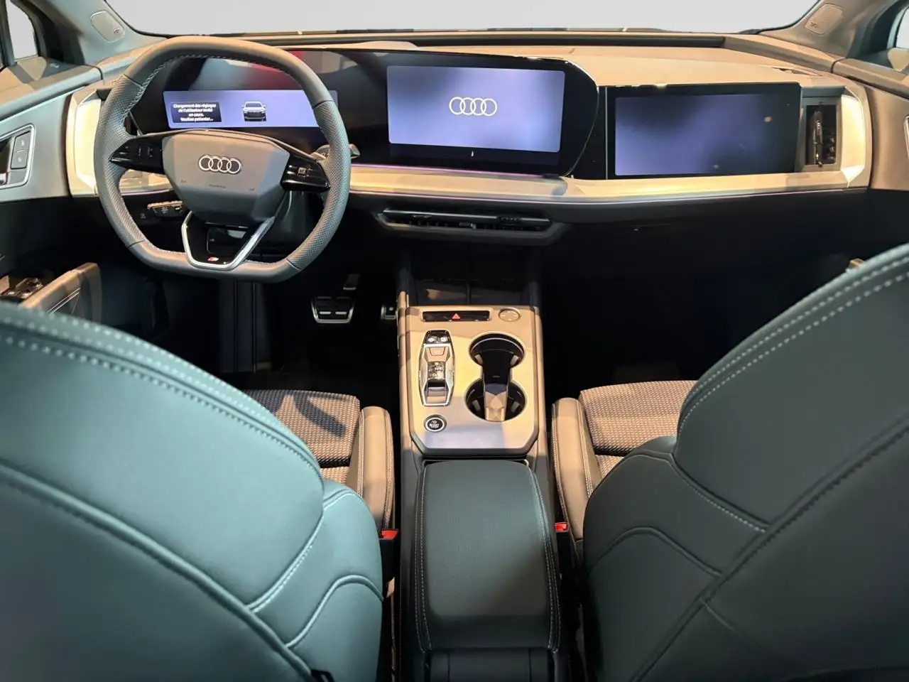 Audi Q4 82 kWh Performance Corporate S, миниатюра 5