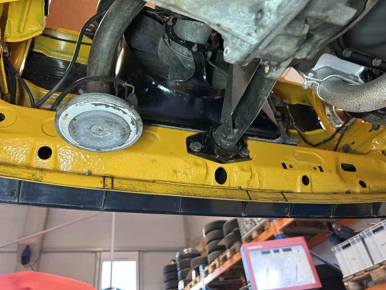 Volkswagen Golf L, 1.1L, 50 JAHRE OLDTIMER "SCHWALBENSCHWANZ", foto 10