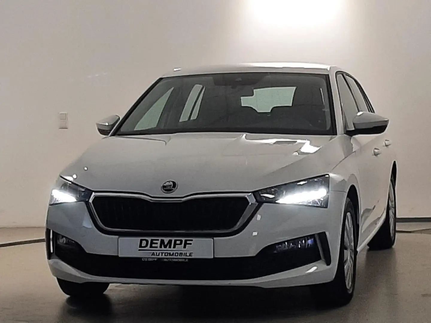 Skoda Scala Active*Klima*SHZ*PDC*CarPlay*Spur*1. Hand* Weiß - 2