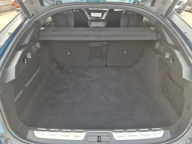 Peugeot 408 view 12
