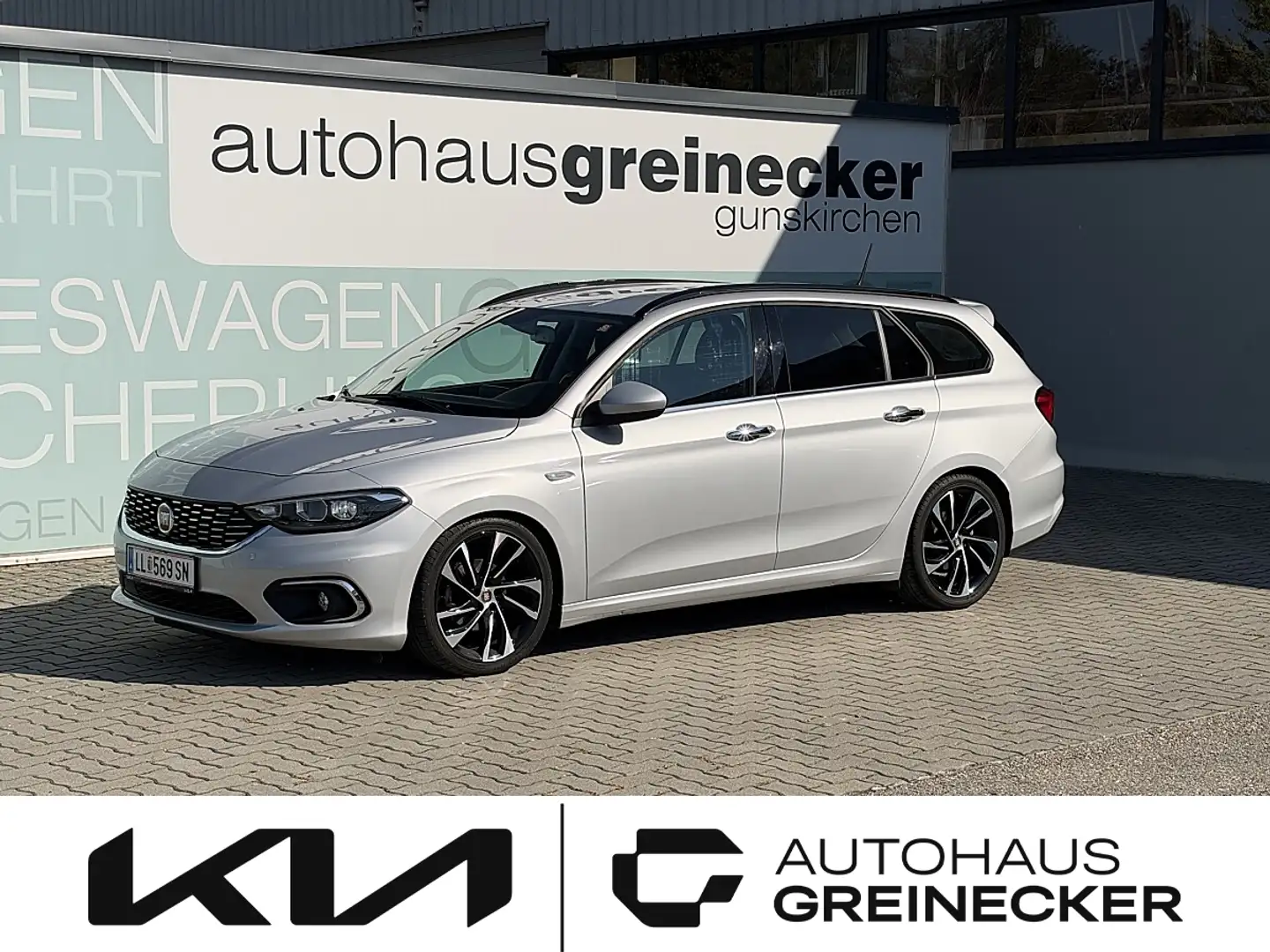 Fiat Tipo 1,6 MultiJet II 120 Start&Stop Lounge Silber - 1