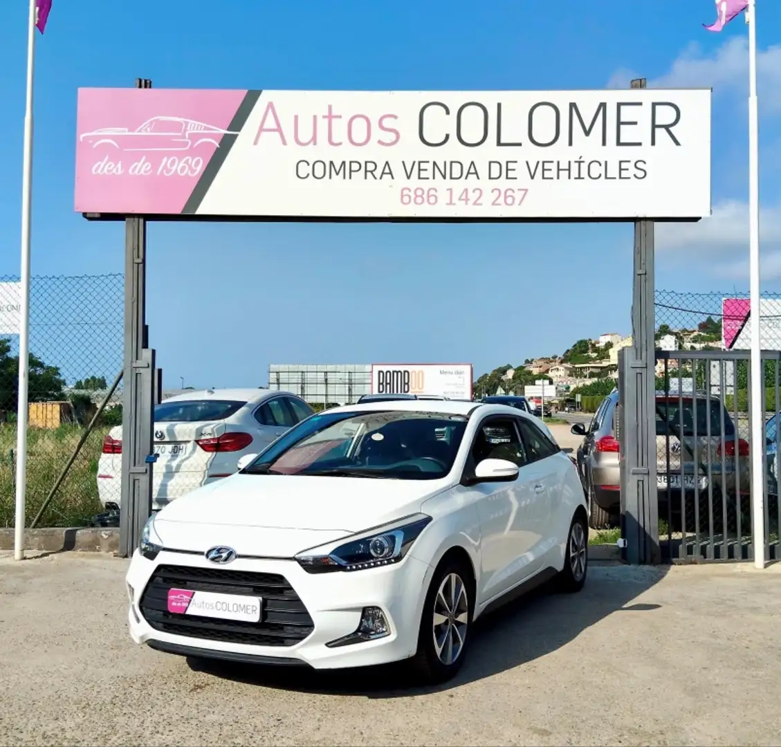 Hyundai i20 Coupé 1.2 Klass Bianco - 2
