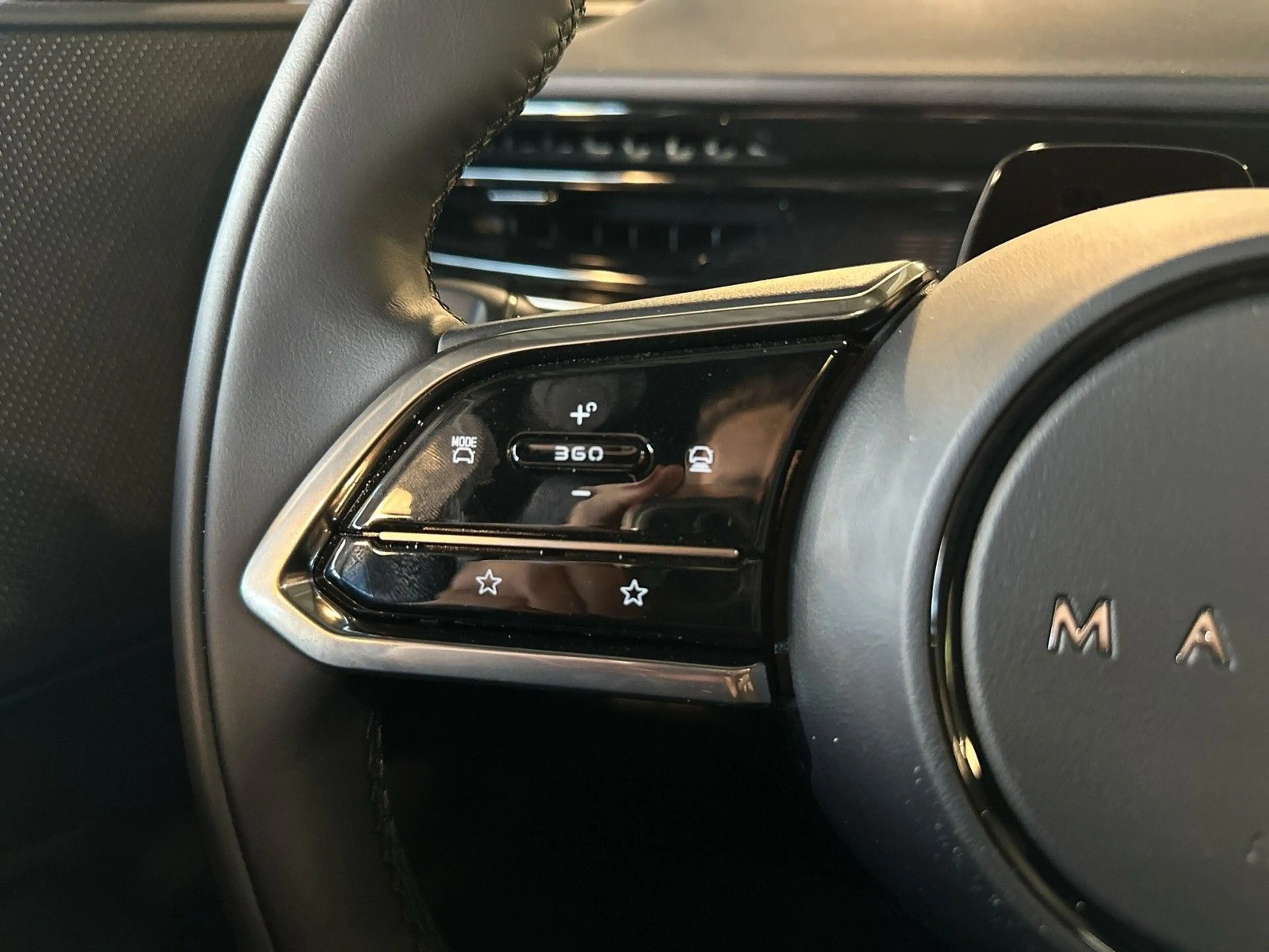 Mazda CX-6e Takumi 258PS 360°/Pano/Matrix — photo 13